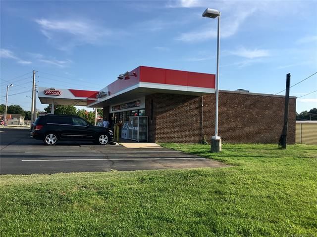 2130 South Main Street, Grove, OK 74344